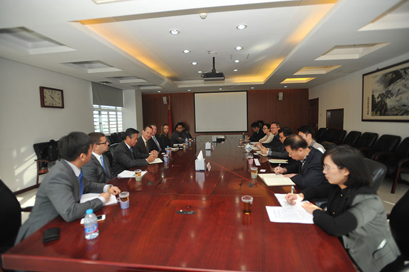 商密辦副主任安曉龍會見美國通用汽車首席產品網絡安全執行官杰弗瑞?馬斯米拉